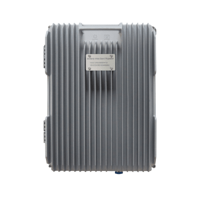 COBERTURA DE HASTA 5 km / Amplificador de Señal Celular / Banda 5, 850 MHz / 20 Watts de Potencia / Banda Ancha Multioperador / Protección Autoexcitación / Monitoreo USB / Gabinete IP65.