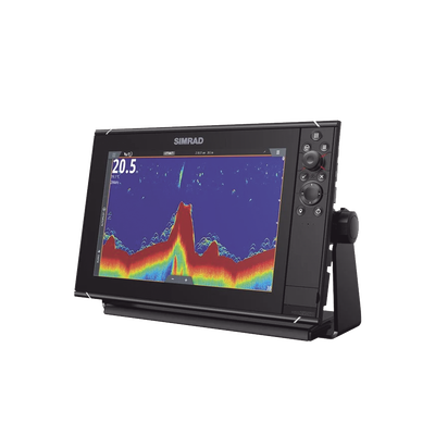 Pantalla Náutica NSS12 evo3S / Pantalla SolarMAX IPS 12 Pulgadas / Procesador iMX 8 / Ecosonda Integrada 1kW CHIRP / Conectividad Inalámbrica / Cartografía C-MAP® Preinstalada / Compatibilidad con Accesorios Simrad / Montaje Flush