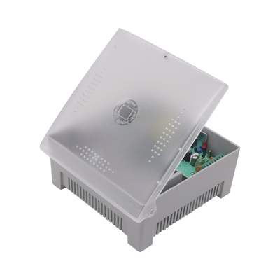 [PS12DC4P] Fuente de Poder con Gabinete de 4 Salidas de 11 - 15 Vcc / 5 Amper /  Voltaje de Entrada: 96 - 264 Vca / Soporta Protección contra Sobrecorriente de Salida, Protección contra Cortocircuito / Led Indicador