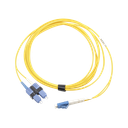 Jumper de Fibra Óptica Monomodo (OS2), XGLO, LC/UPC-SC/UPC Duplex, OFNR, Color Amarillo, 5 Metros (16.40 Pies)